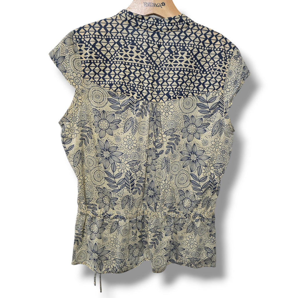 Shaver Lake Tahoe Women’s Yellow Floral Embellished Button-Front Blouse Small
