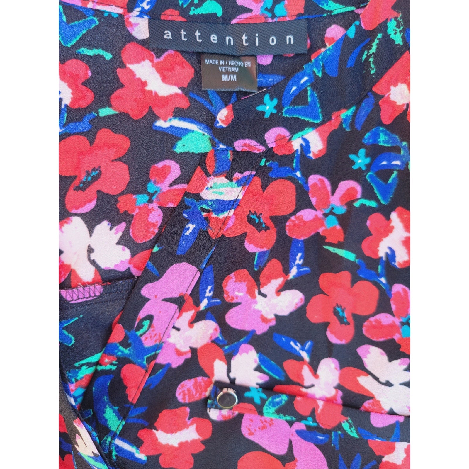Attention Women’s Floral Long Sleeve Lightweight Blouse Sz Medium Polyester
