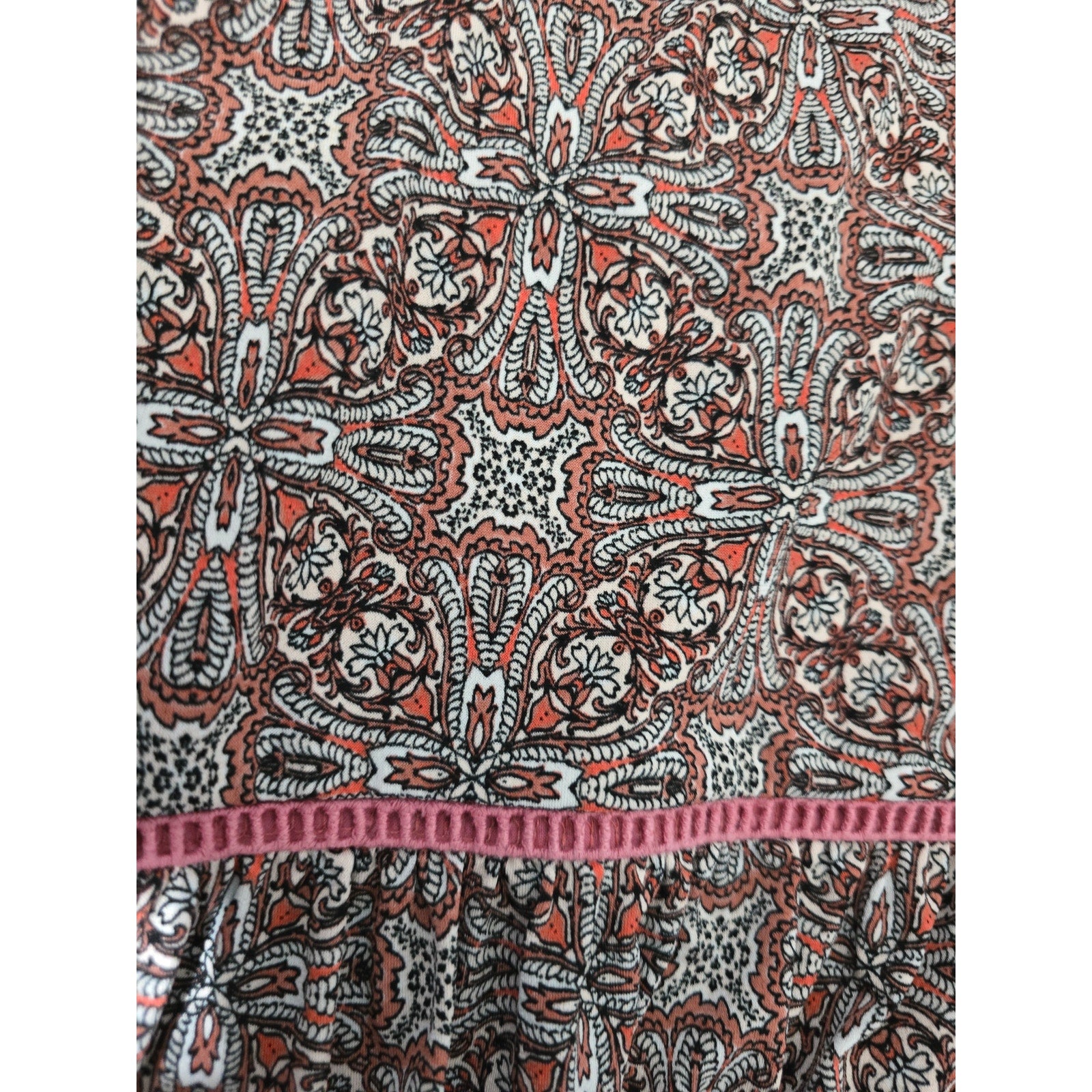 Terracotta women's Paisley Smocked-Accent Bell-Sleeve Blouse xl