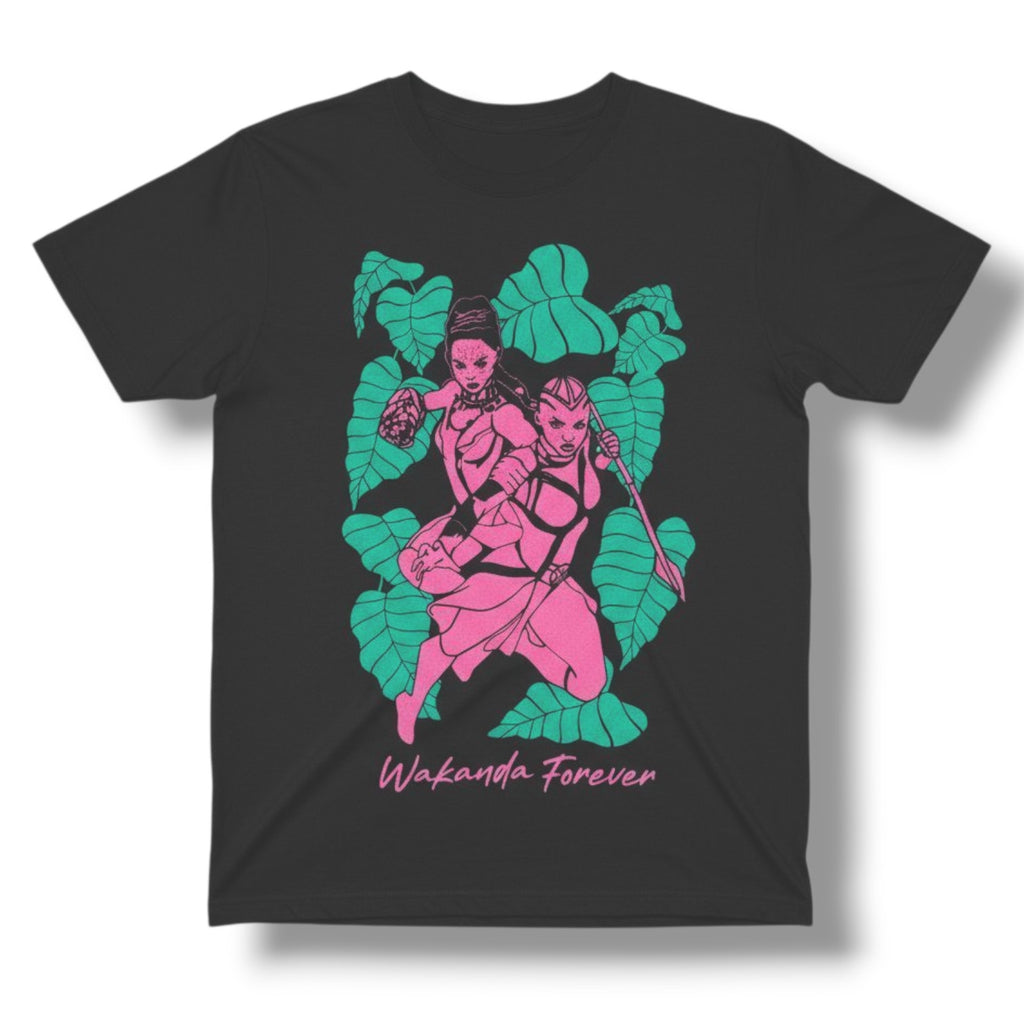 Marvel Comics Women’s Wakanda Forever Phantom Graphic T-Shirt – Medium New