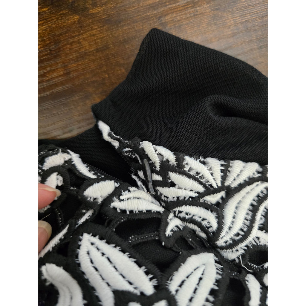 Etincelle Couture women's Black & White Embroidered Lace Dress