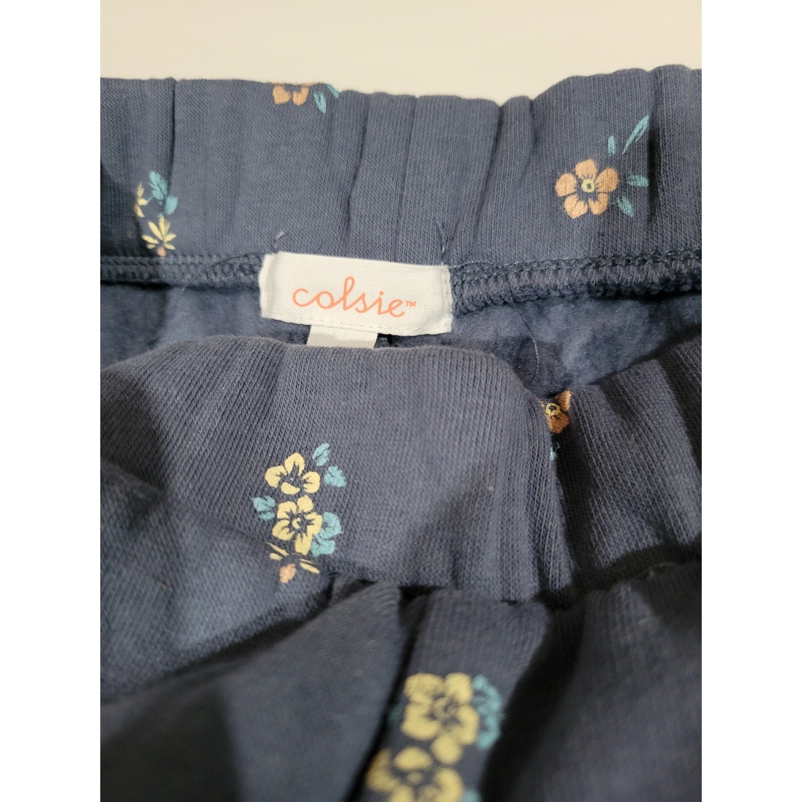 Colsie Women’s Blue Floral Fleece Lounge Shorts with Pockets – Size S (NWT)