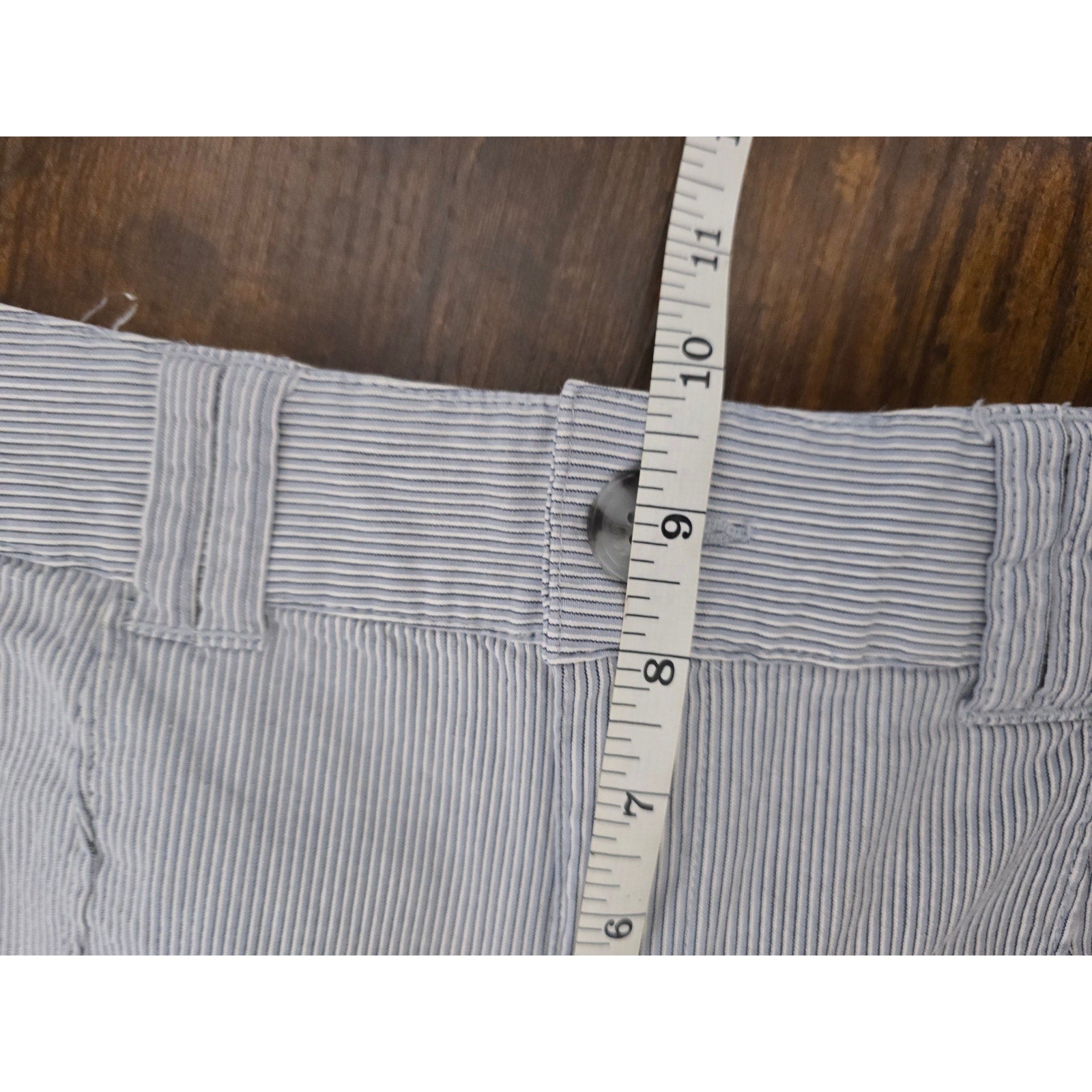 St. John's Bay Petite Size 12P Blue White Seersucker Striped Shorts