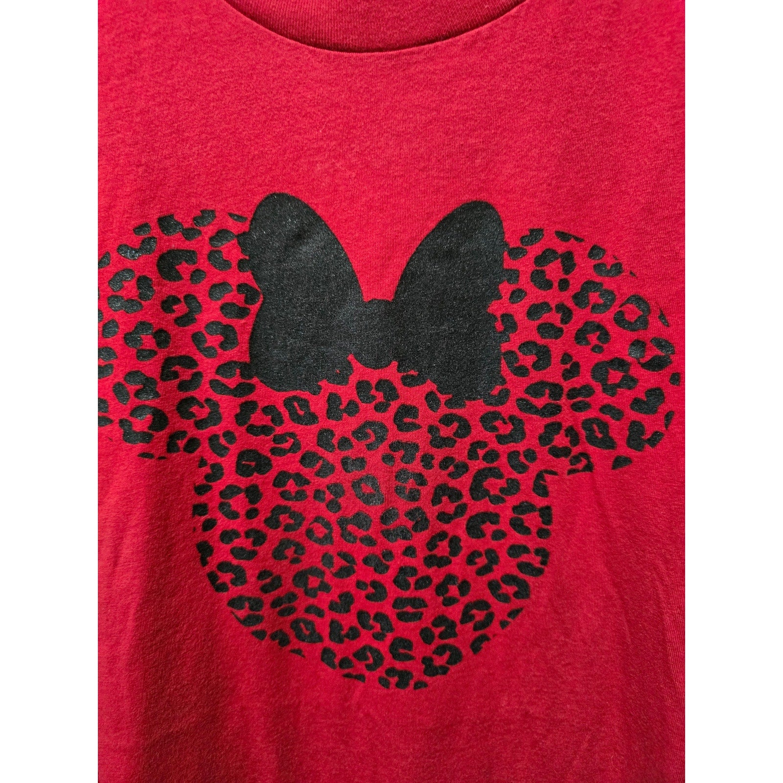 Bella + Canvas Red Minnie Mouse Leopard Print Graphic Tee – Size 2XL
