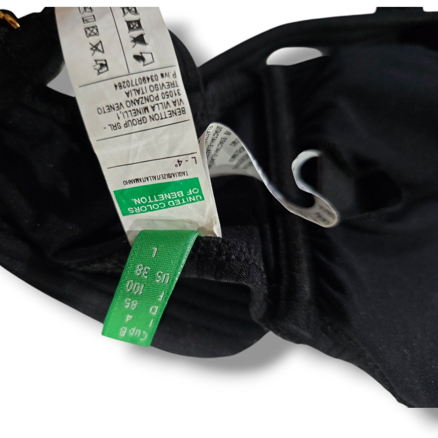 United Colors of Benetton women's Black V-Wire Ruched Bikini Top B-Cup