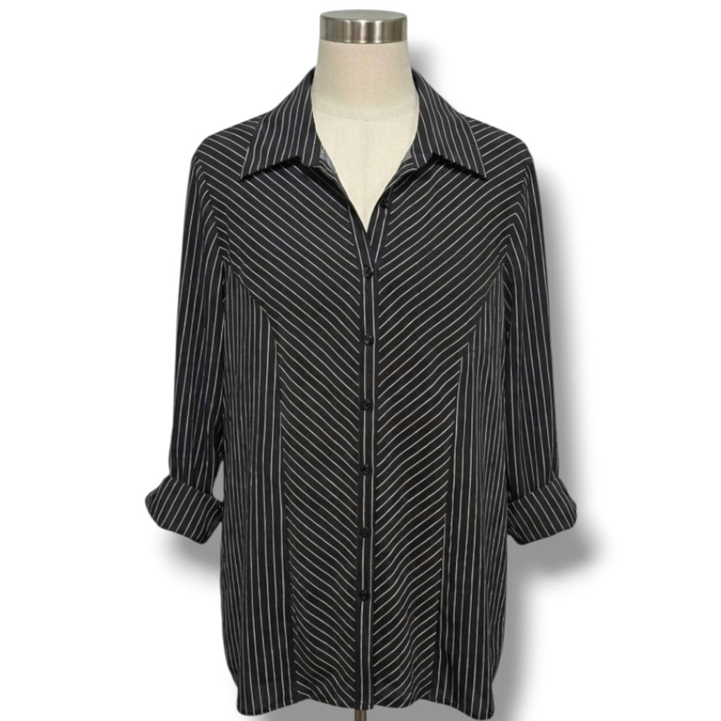 Dressbarn Woman Black White Chevron Pinstripe Button Down Shirt Estimated 1X