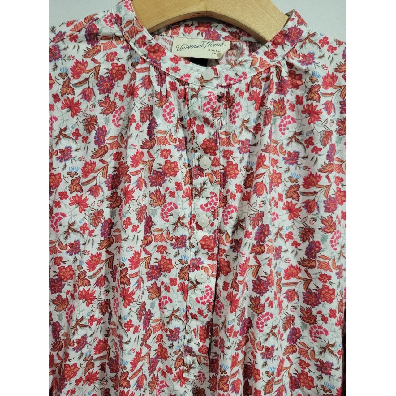 Universal Thread Womens Floral Balloon Sleeve Quarter Button Blouse Medium NWOT
