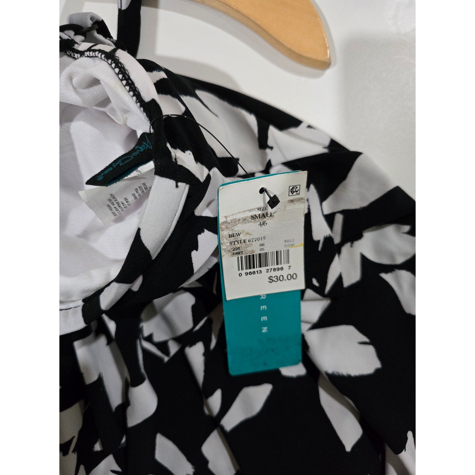 Aqua Green Women’s Black White Floral Tiered Tankini Swim Top Small NWOT