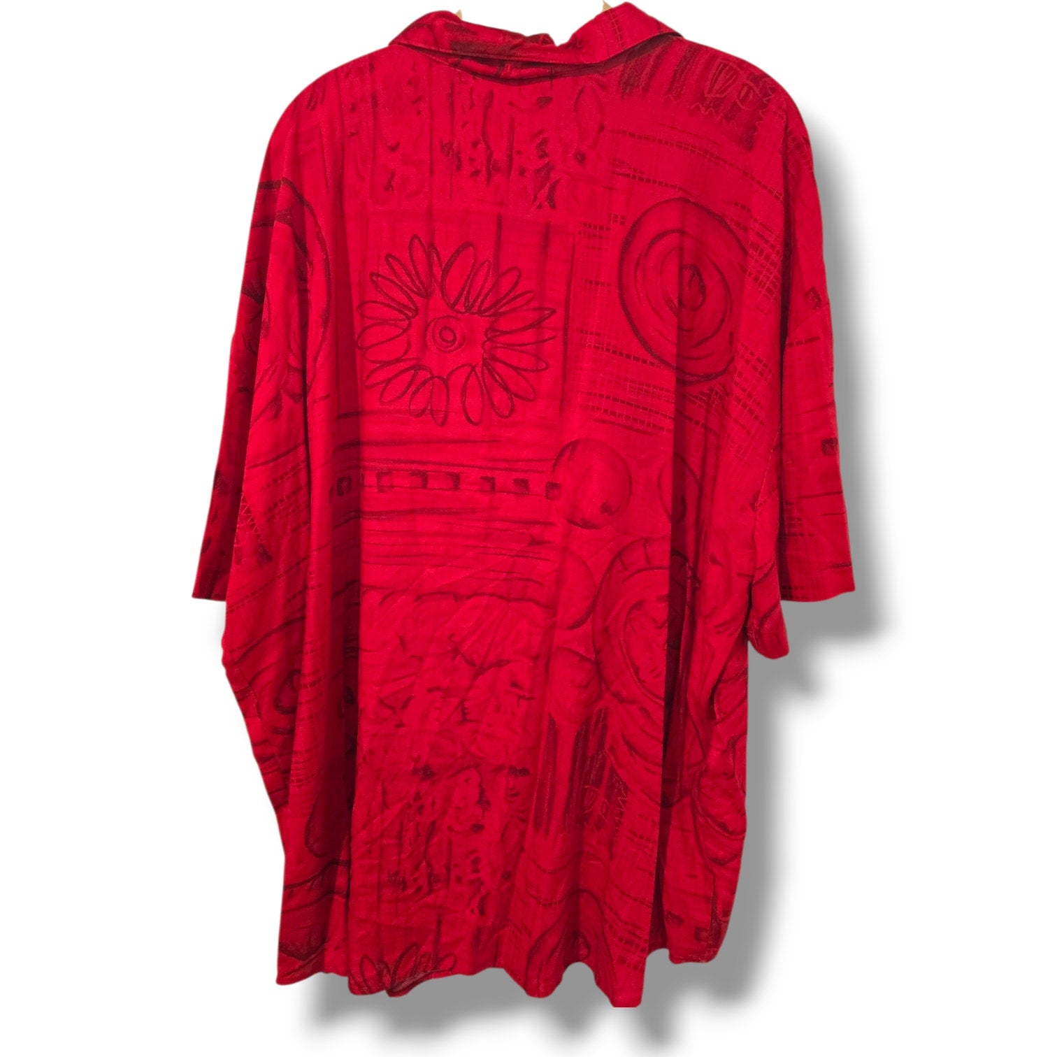 Michele Leslie of California Vintage Women’s Red Abstract Button-Up Top Size 3X
