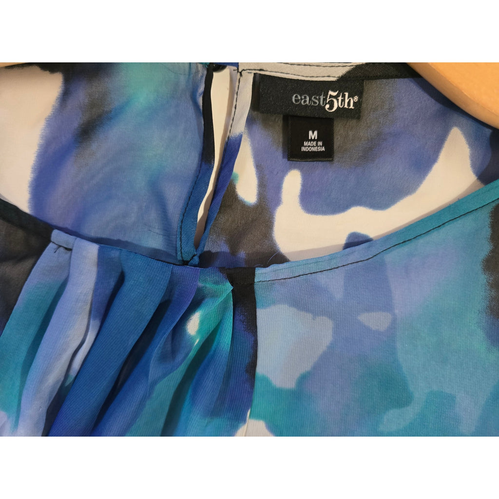 East 5th Women's Blue Watercolor Abstract Chiffon Blouse Size Medium