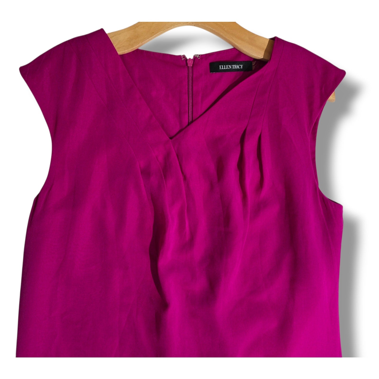 Ellen Tracy women's Magenta Pleated Sheath Dress Size 12