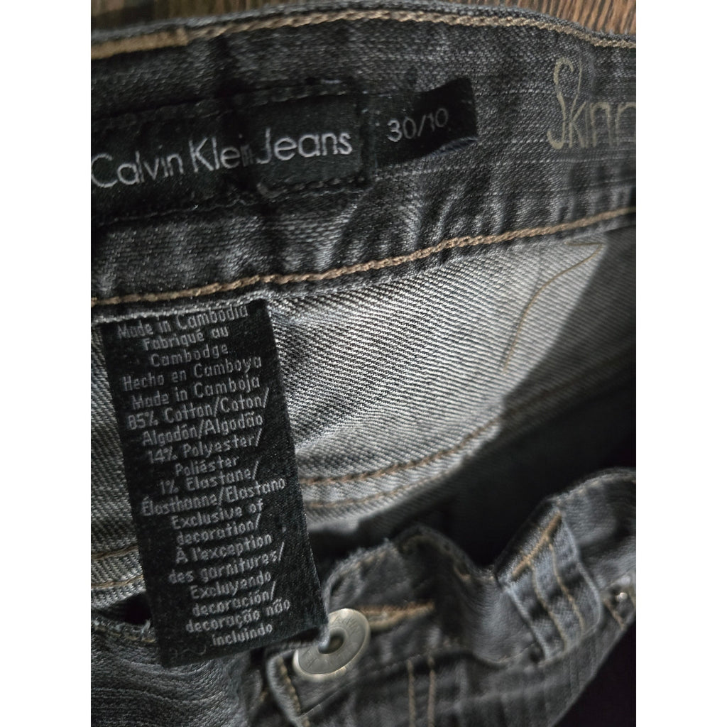 Calvin Klein Jeans Women’s Skinny Leg Jeans Size 30/10 Gray Wash