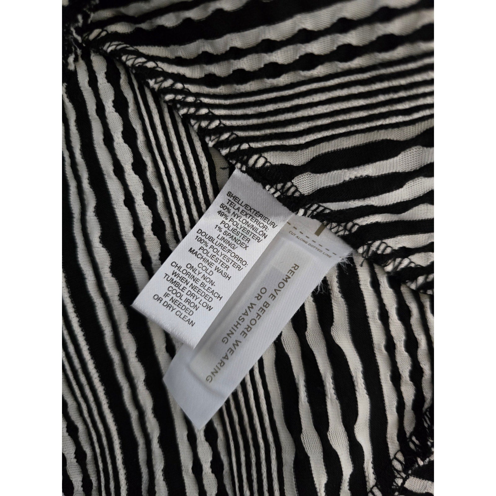 LOFT Women's Size 6 Black White Geometric Textured Knit Fit & Flare Dress