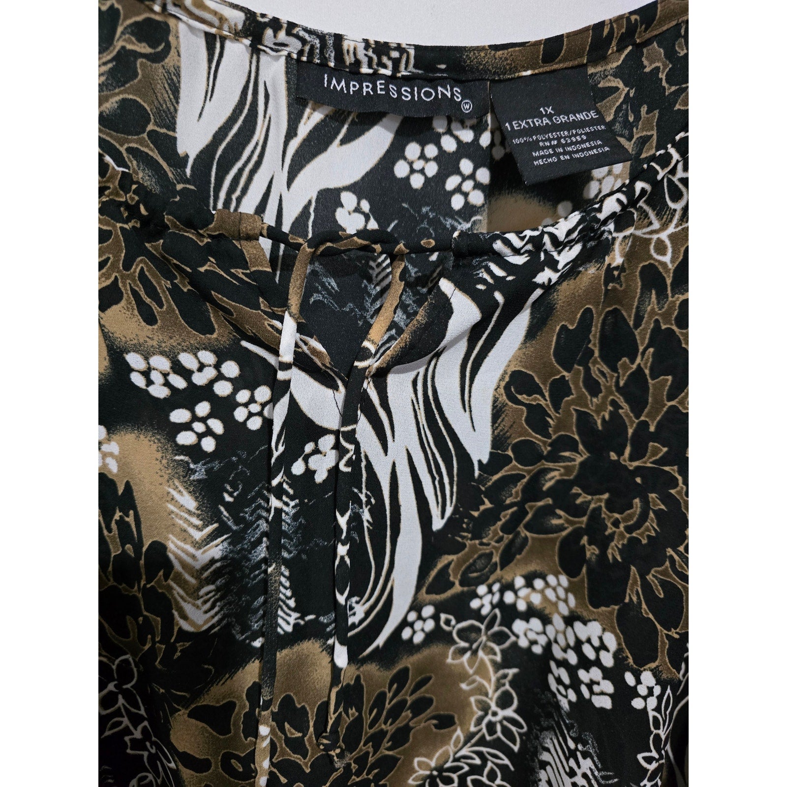 Impressions Women’s Plus Size Brown Black Floral short sleeves Blouse – 1X