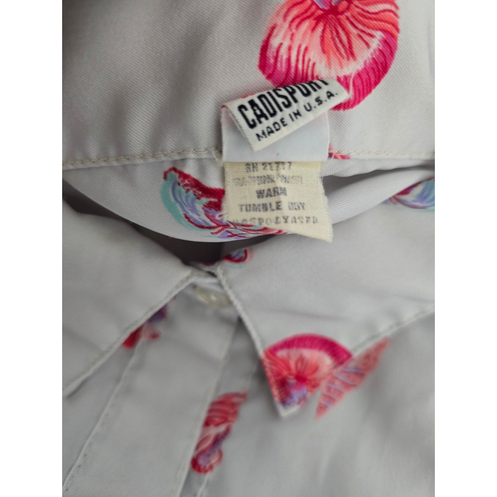 Cadisport Women's Vintage White Pink Nautical Seashell Button Down Shirt