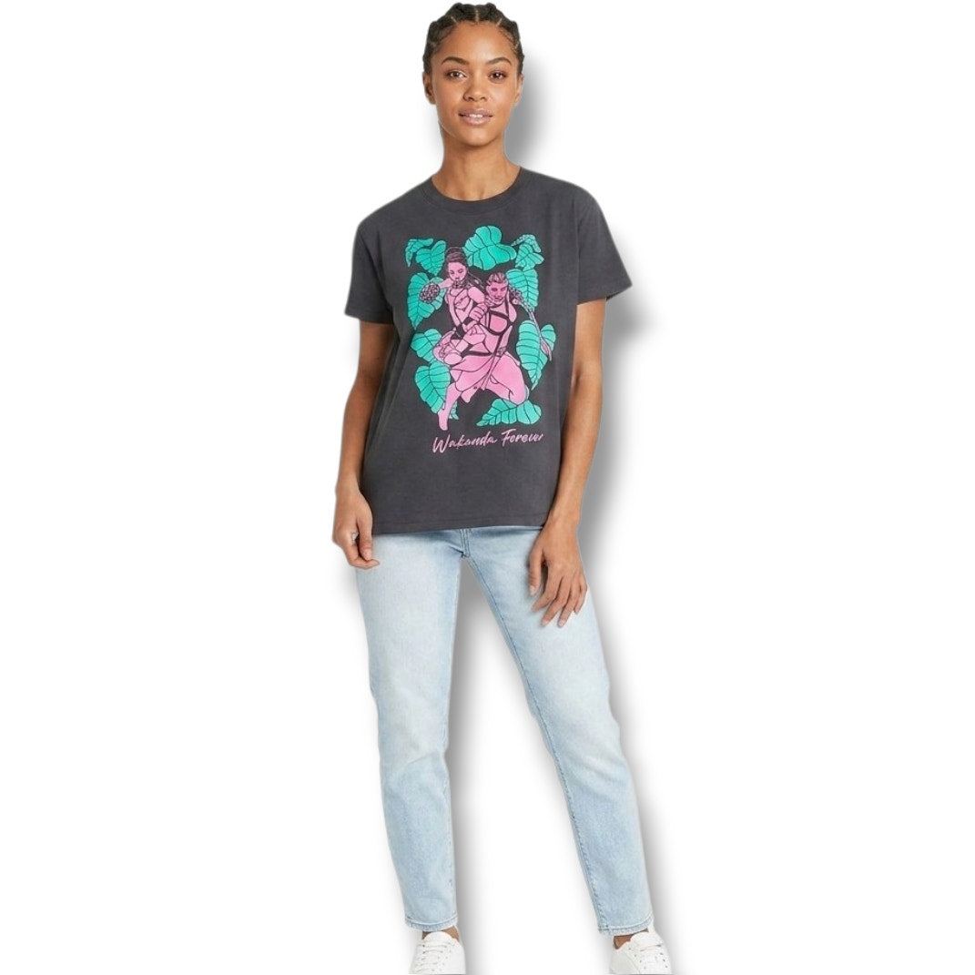 Marvel Comics Women’s Wakanda Forever Phantom Graphic T-Shirt – Medium New