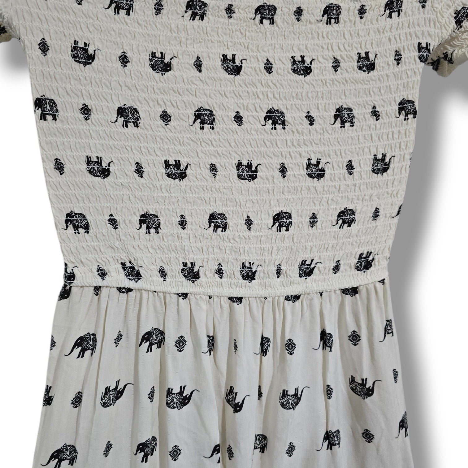 Shosho Elephant Print Off Shoulder Maxi Dress Ivory Juniors Medium