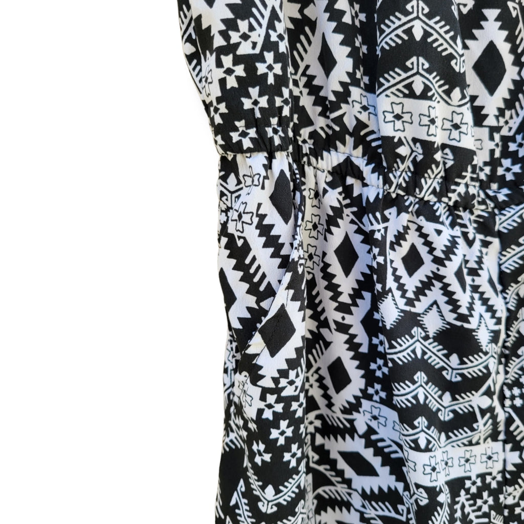 Arizona Jean Co Women’s Sleeveless Romper Black White Print Small Polyester