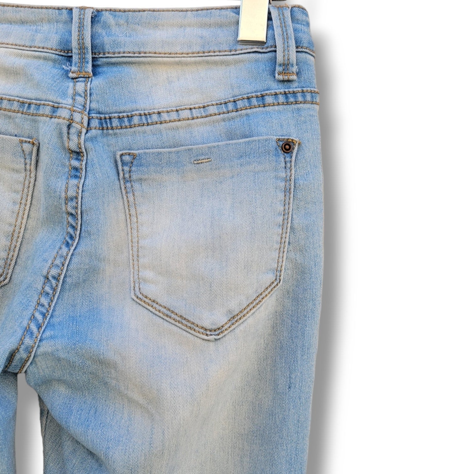 Encore Juniors Light Wash Blue Skinny Low-Rise Jeans – Size 1