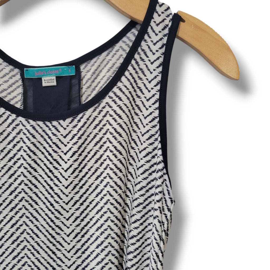 Julie’s Closet Women’s Multicolor Tribal Chevron Print Sleeveless Blouse Small