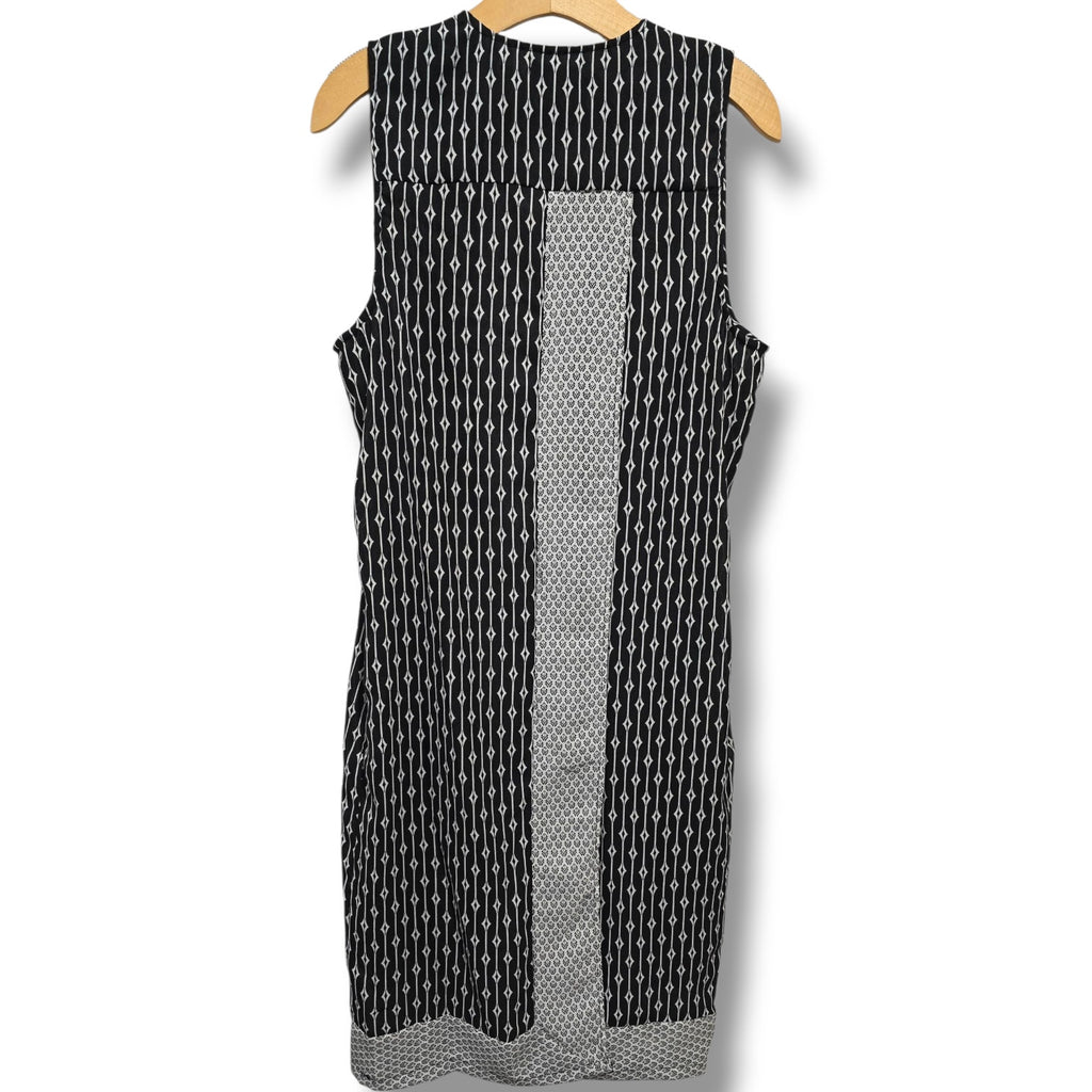 Chelsea & Theodore Women’s Black & White Geometric Open Front Long Vest – Size L