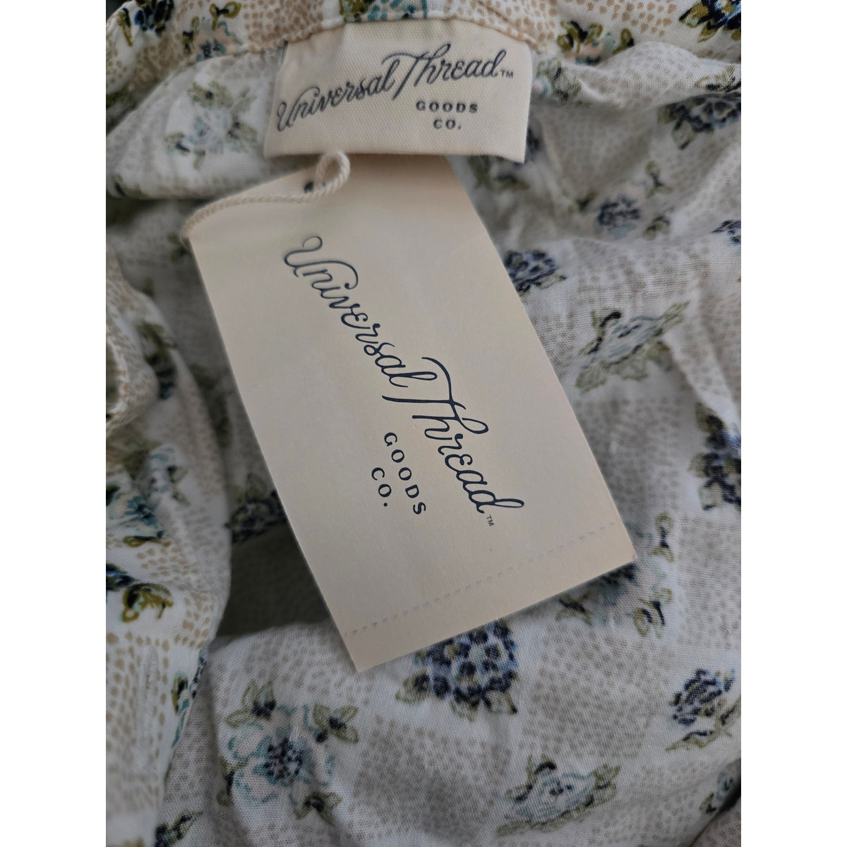 Universal Thread Women's Long Sleeve Balloon Poet Blouse Cream Floral