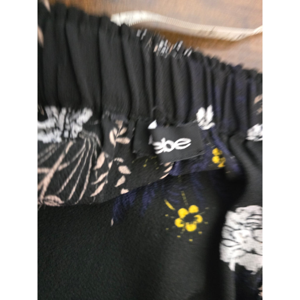 bebe women's Black Floral Off-the-Shoulder Blouse