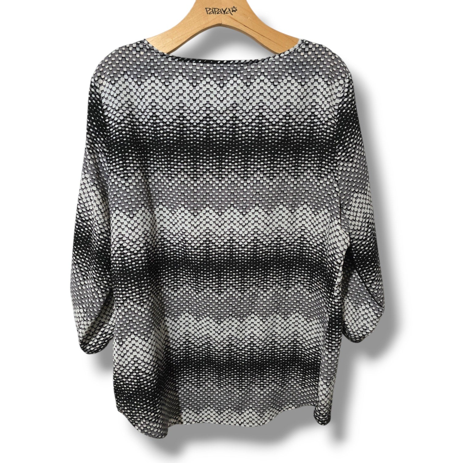 Croft & Barrow Women’s Geometric Print Convertible Sleeve Blouse – Size M