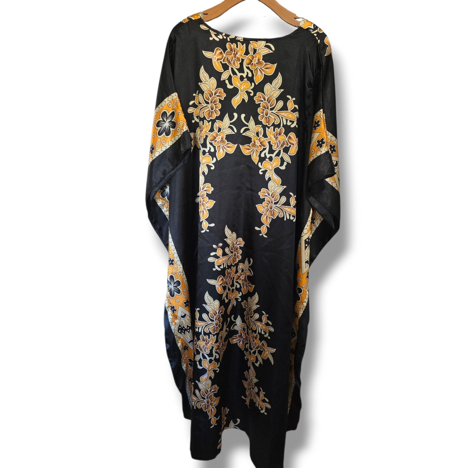 Goddess by Winlar Black & Gold Floral Satin Caftan Gown – One Size