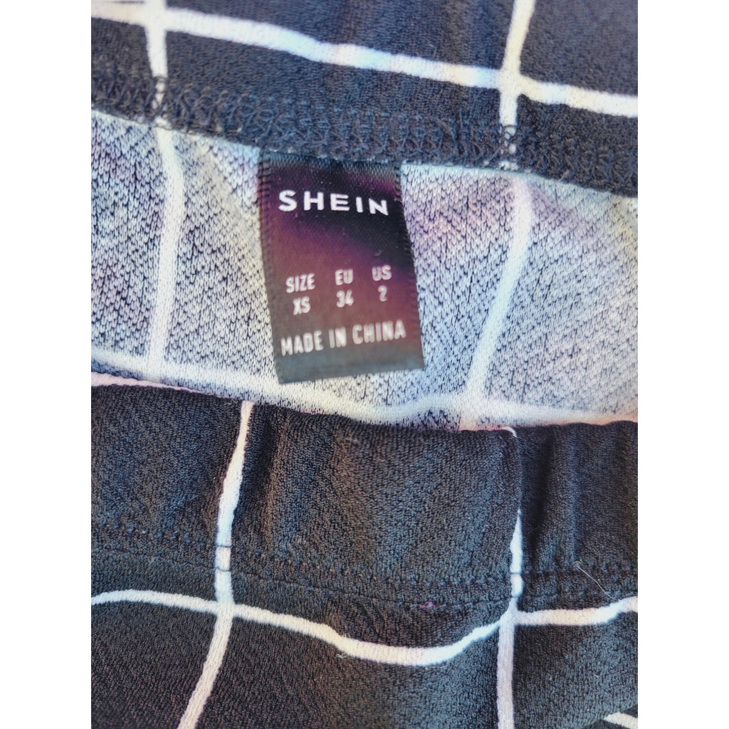 SHEIN Women’s Black Grid Plaid Mini Skirt - XS, Trendy Slit Detail