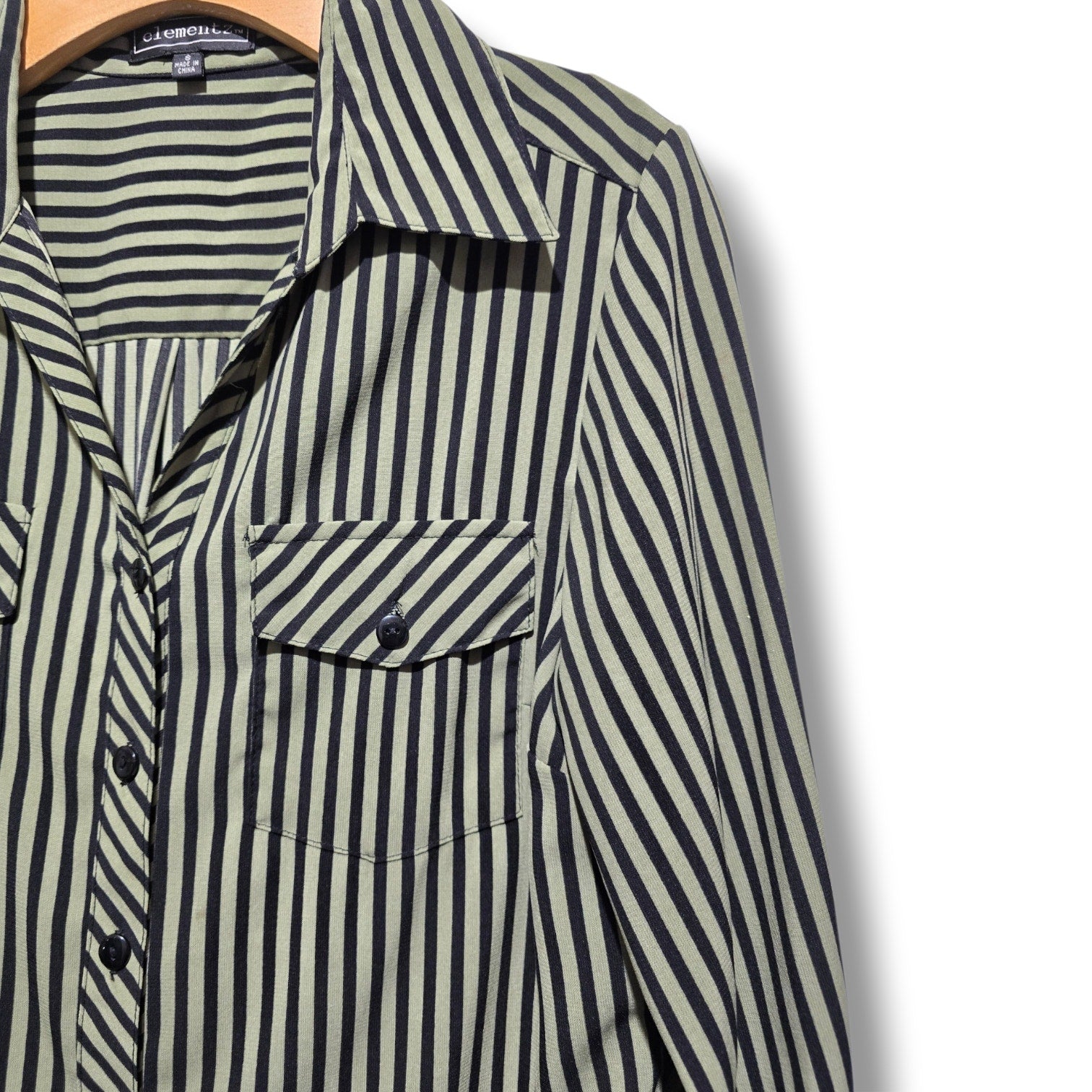 Elementz women's Green & Black Vertical Striped Button Down Blouse Size Small