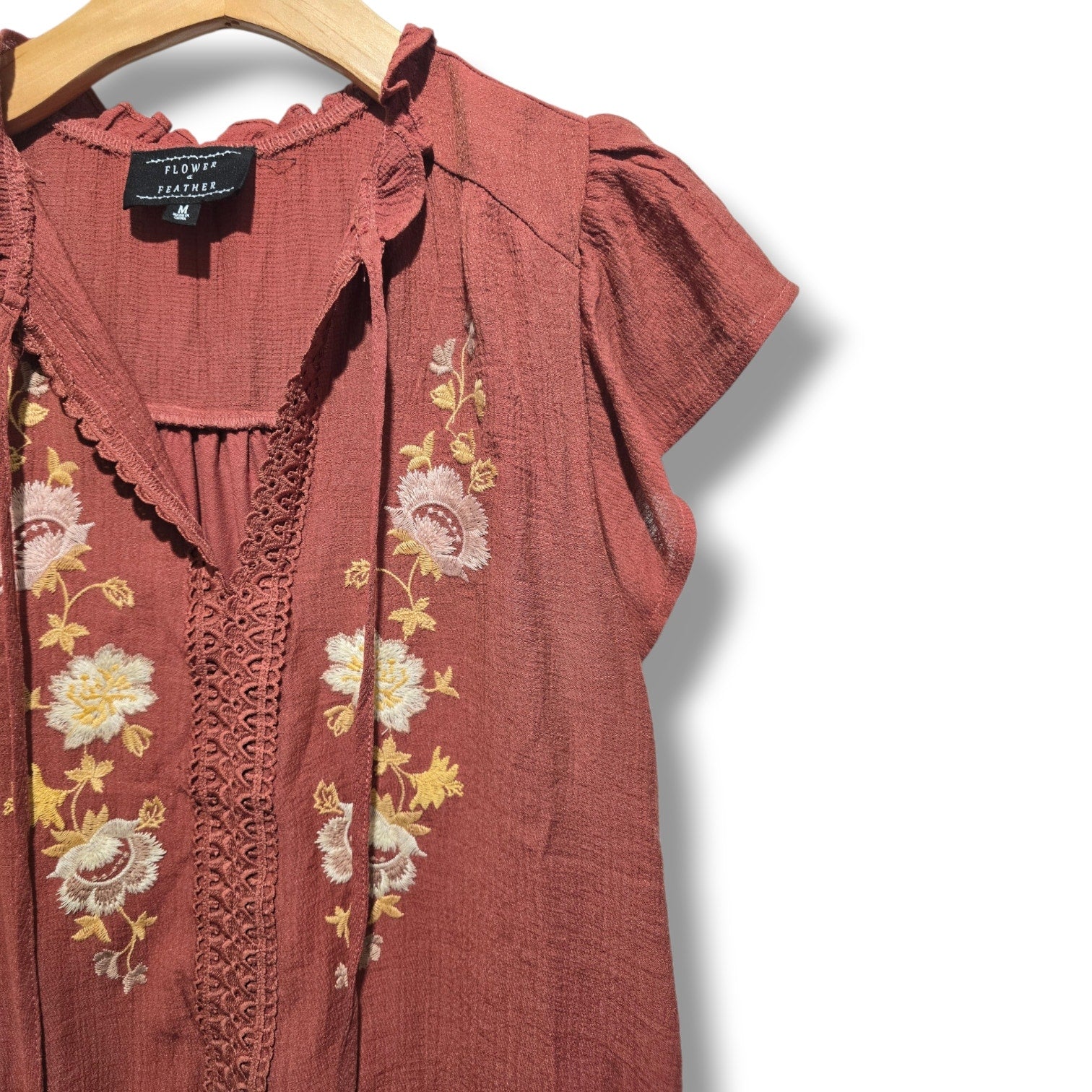 Flower & Feather Women's Medium Rust Terracotta Embroidered Flutter Sleeve Top