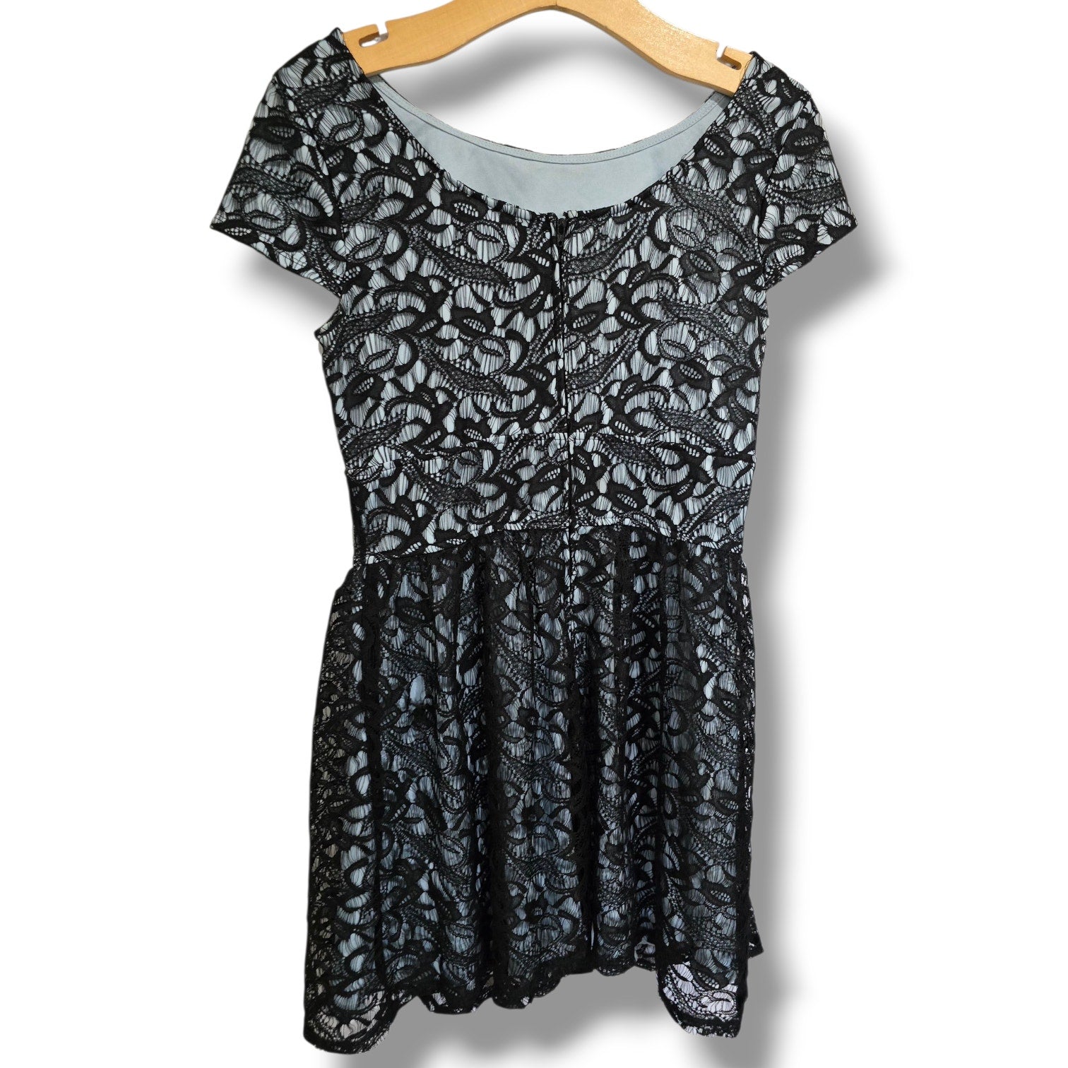 Three Pink Hearts Juniors Black Lace Fit & Flare Dress Blue Lining Size 7
