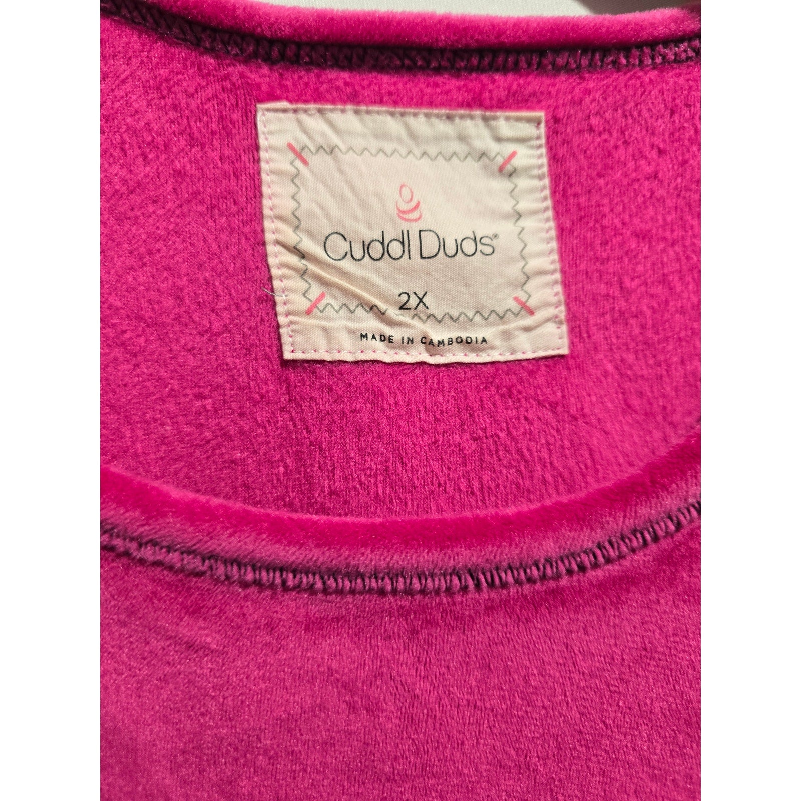 Cuddl Duds women's plus size Hot Pink Plush Fleece Plaid Trim Pajama Top